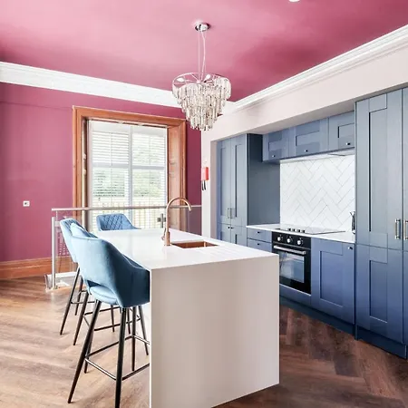 公寓 The Governance *