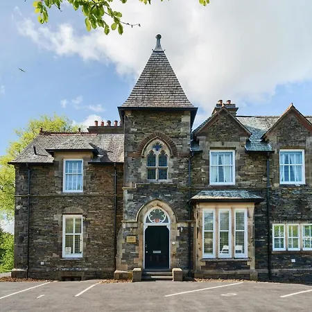 The Governance * ويندرمير