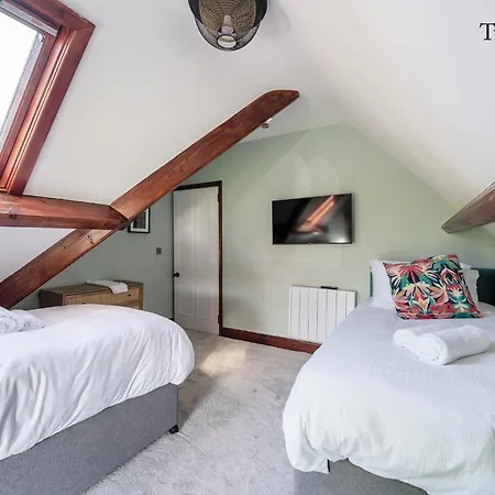 The Governance * ويندرمير