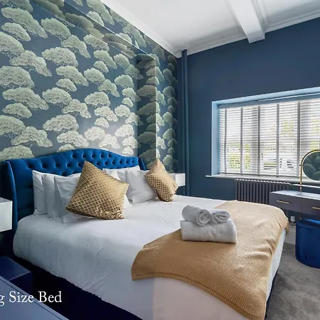 公寓 The Governance